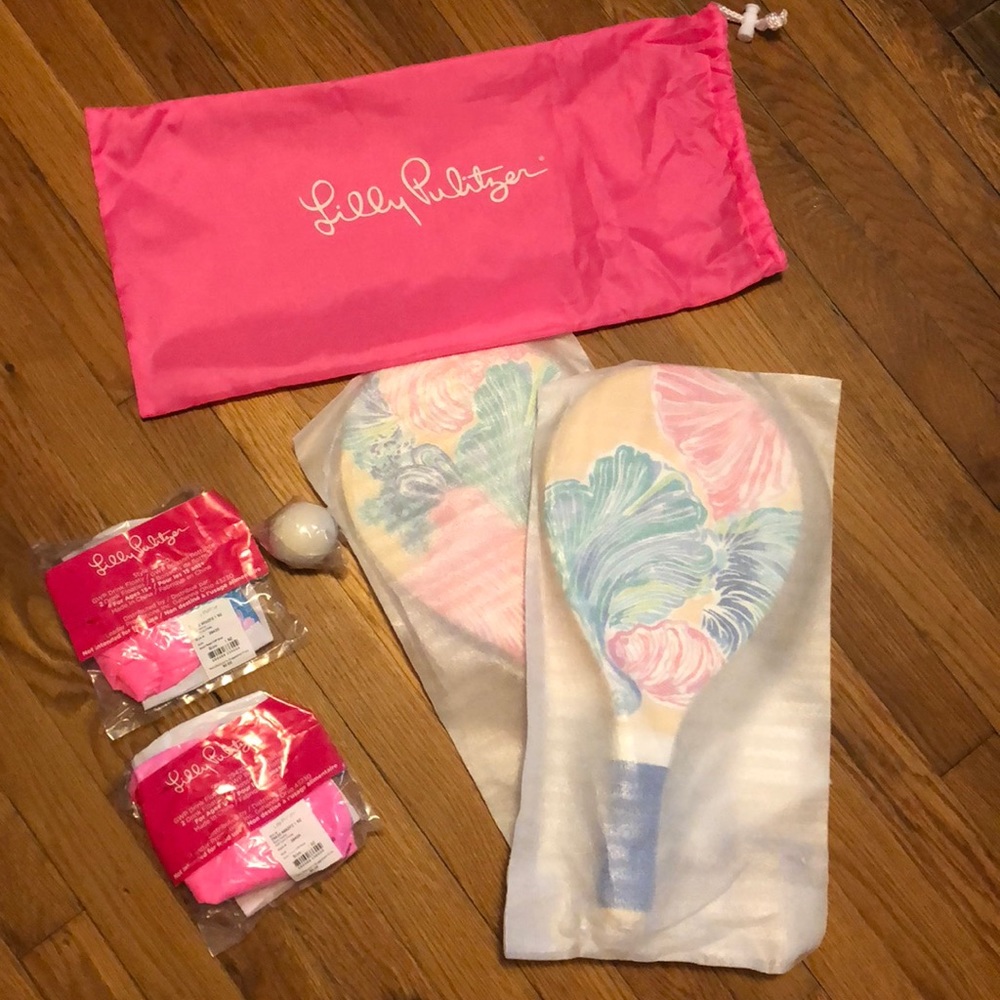 Lilly Pulitzer 2 drink holders and paddle ball set